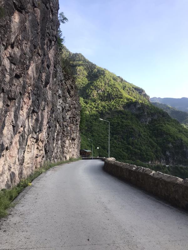 https://cdn.eksisozluk.com/2021/4/28/s/s6lwfbsu.jpg