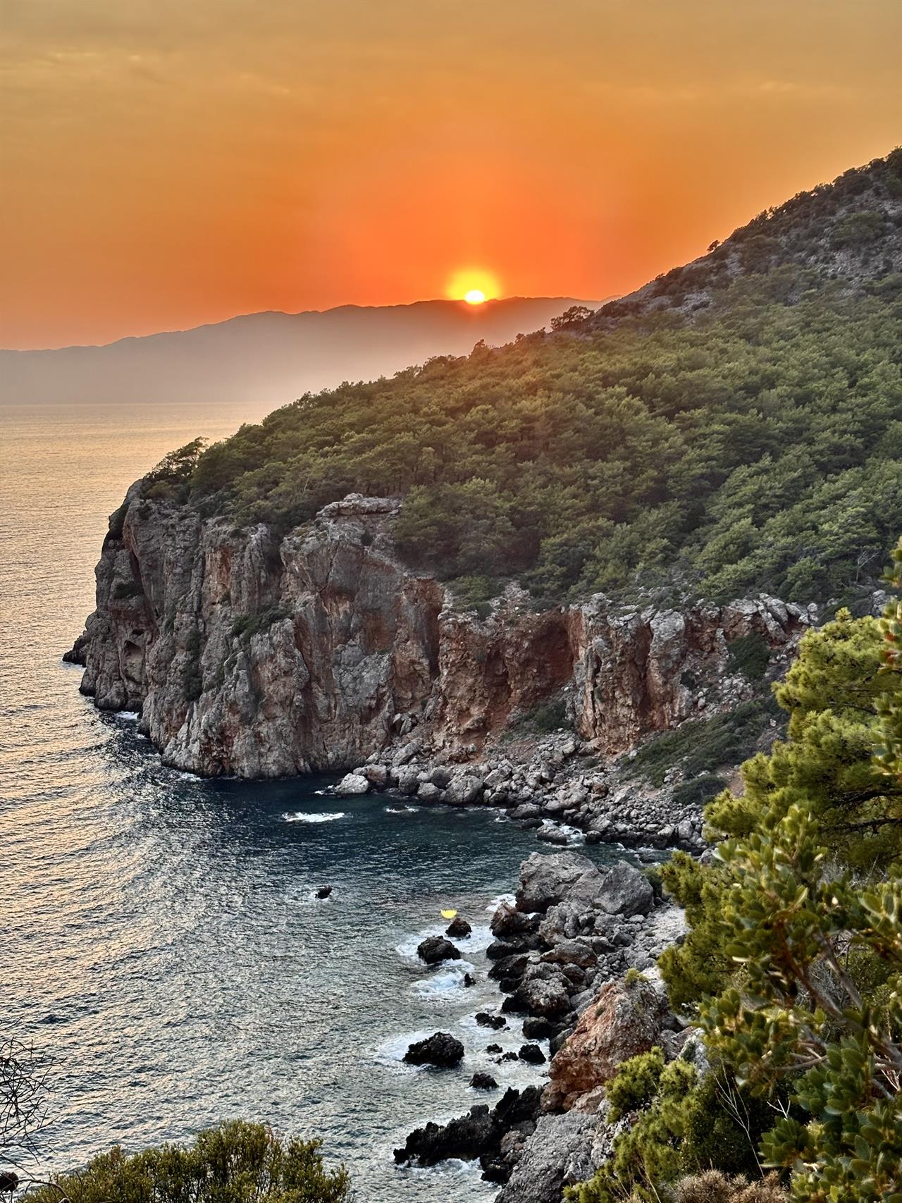 https://cdn.eksisozluk.com/2025/7/27/b/bxxccm4r.jpg